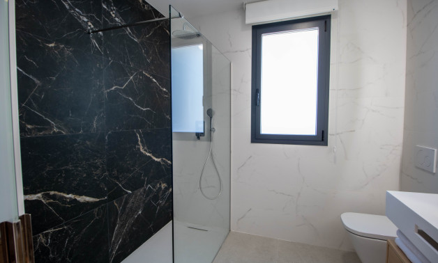 Obra nueva - Chalet independiente -
Finestrat - 03509