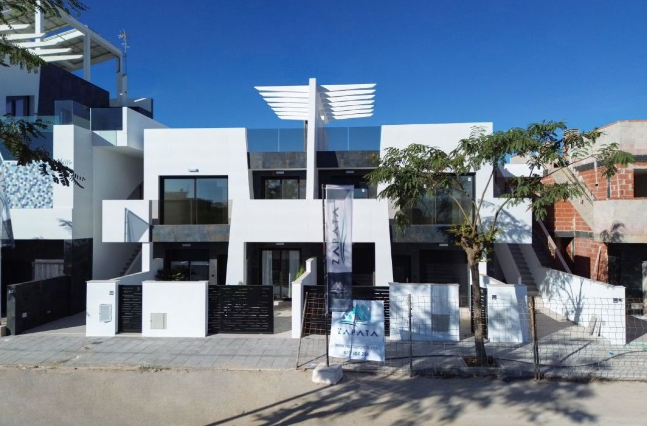 Obra nueva - Bungalows -
Pilar de la Horadada - 003190