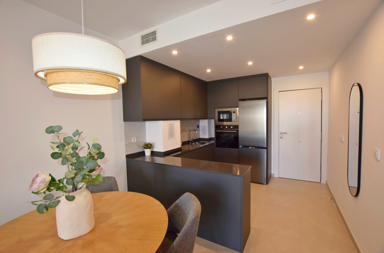 Obra nueva - Pisos -
Torrevieja - 03188