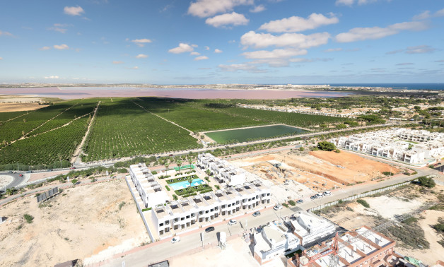 Новое здание - Bungalows -
Torrevieja - 03186