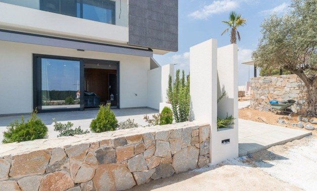 Obra nueva - Áticos -
Torrevieja - 03186