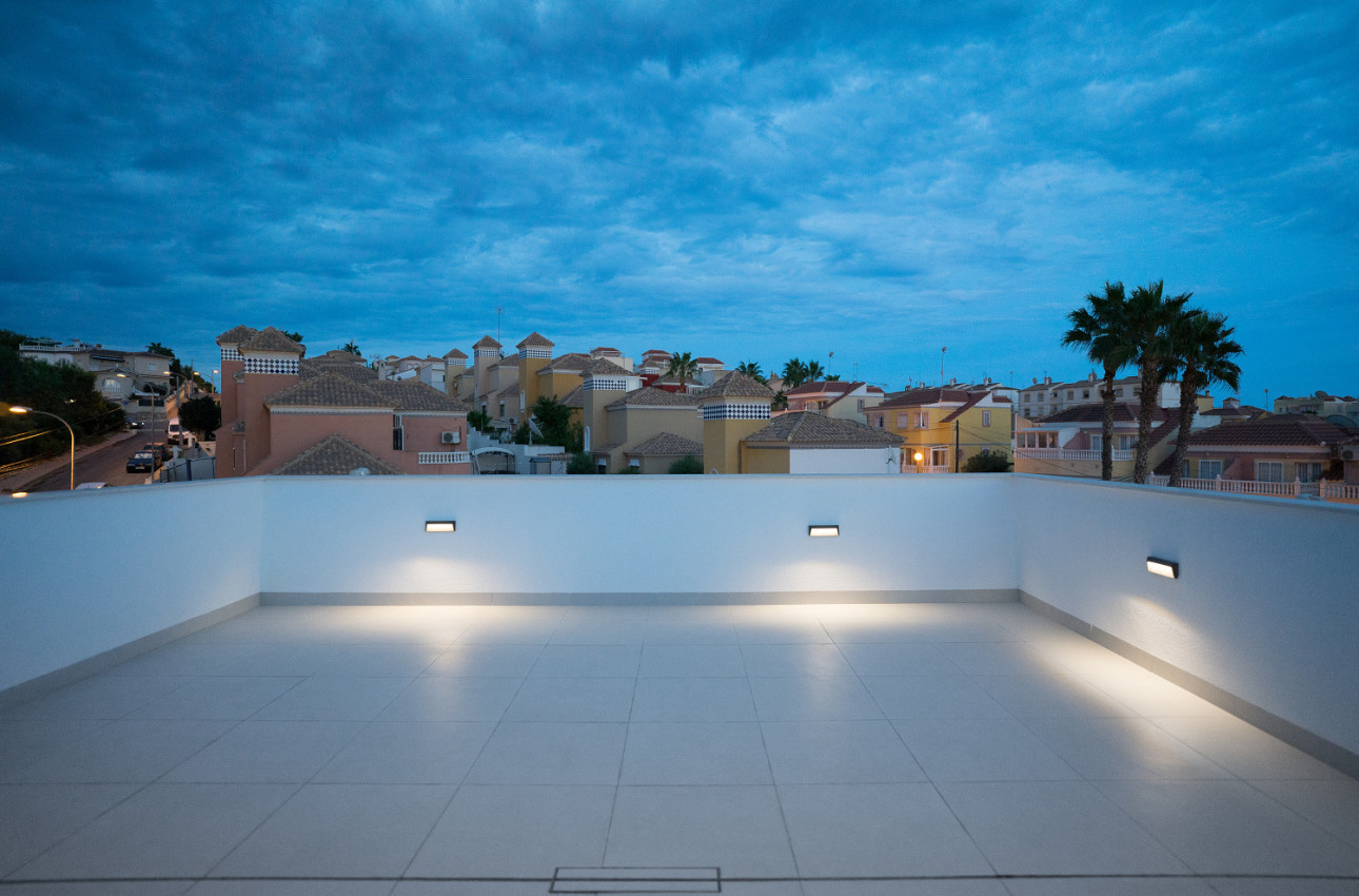 Obra nueva - Villas -
San Miguel de Salinas - 03189