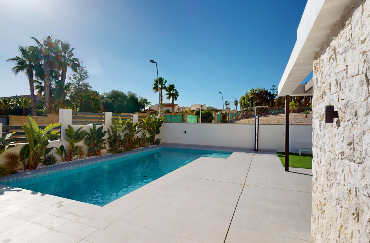 Obra nueva - Villas -
Orihuela - 03189, Avenida Torrevieja Mz II, 27