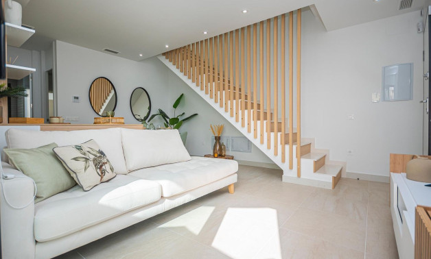Новое здание - Bungalows -
Torrevieja - 03186, Avenida Denia s/n