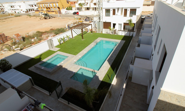 New Build - Adosados -
Pilar de la Horadada