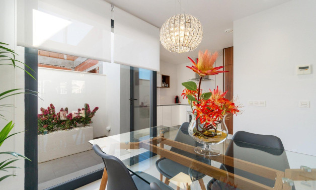 Alquiler a corto plazo - Villa -
Los Montesinos - La Herrada