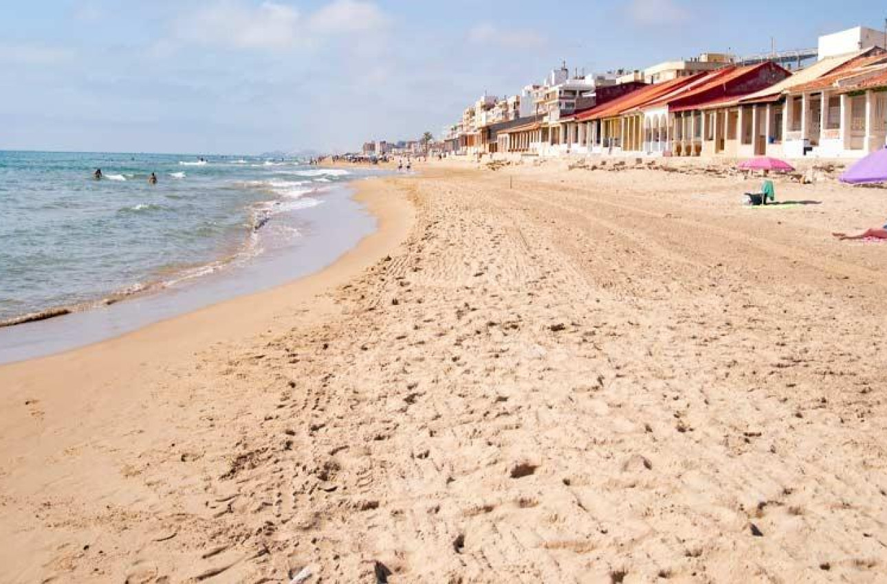 Short Term Rental - Penthouse -
Guardamar del Segura - Pueblo