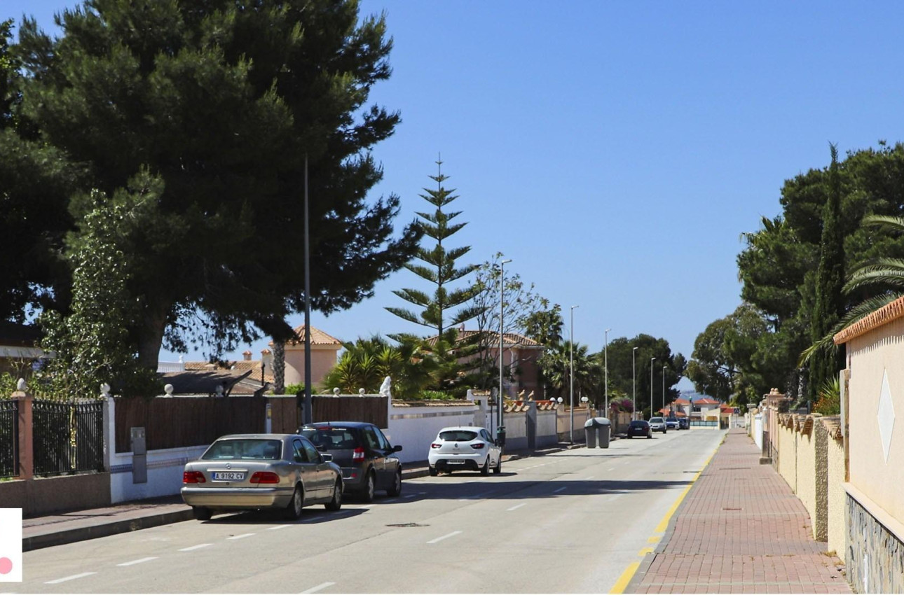 Alquiler a corto plazo - Villa -
San Fulgencio - La Escuera