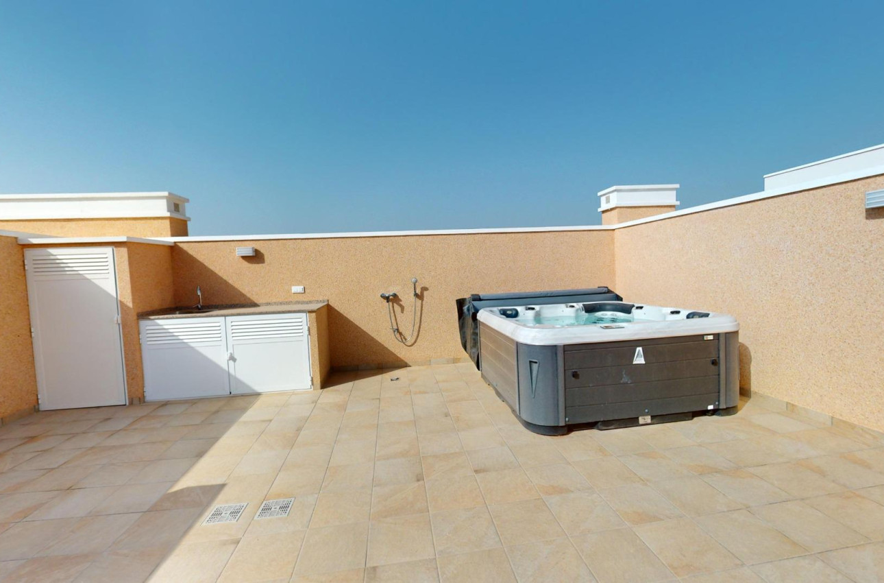Short Term Rental - Penthouse -
Guardamar del Segura - El Raso
