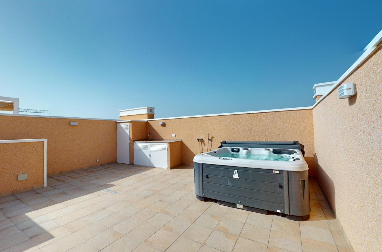 Short Term Rental - Penthouse -
Guardamar del Segura - El Raso