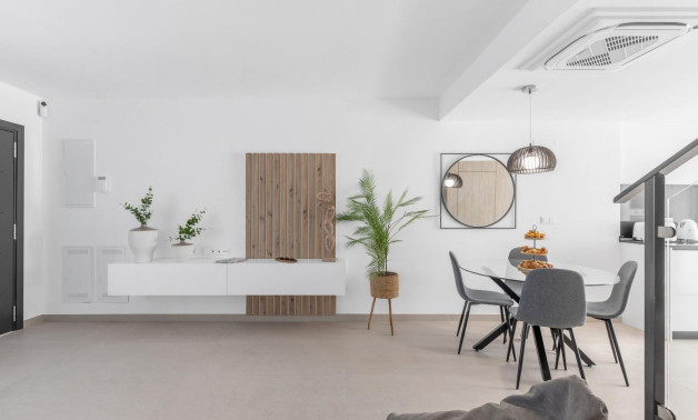 Краткосрочная аренда - Town House -
Rafal - pueblo