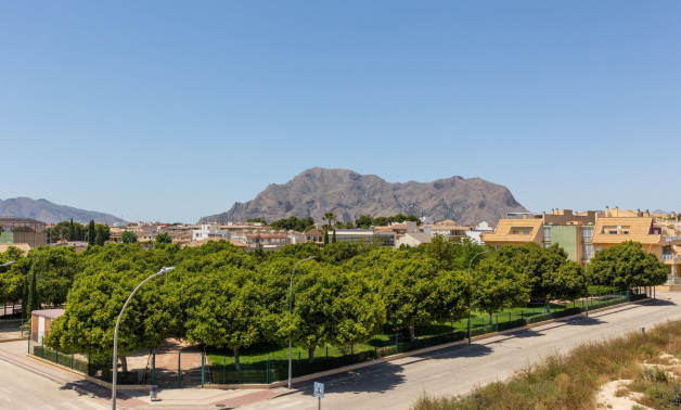 Краткосрочная аренда - Town House -
Rafal - pueblo