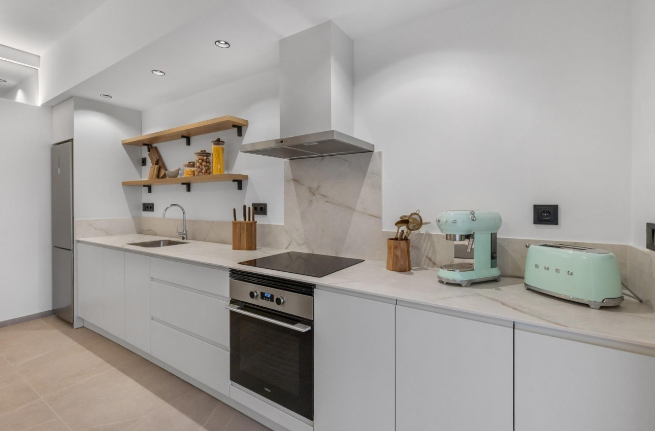 Short Term Rental - Apartment -
Torrevieja - Playa Los Naufragos