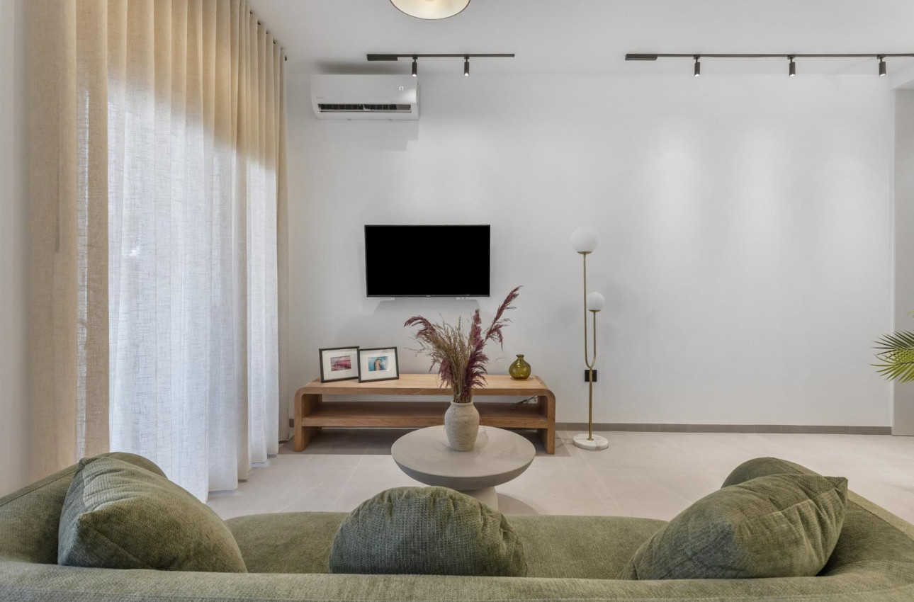 Short Term Rental - Apartment -
Torrevieja - Playa Los Naufragos