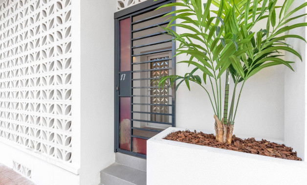 Short Term Rental - Apartment -
Torrevieja - Playa Los Naufragos