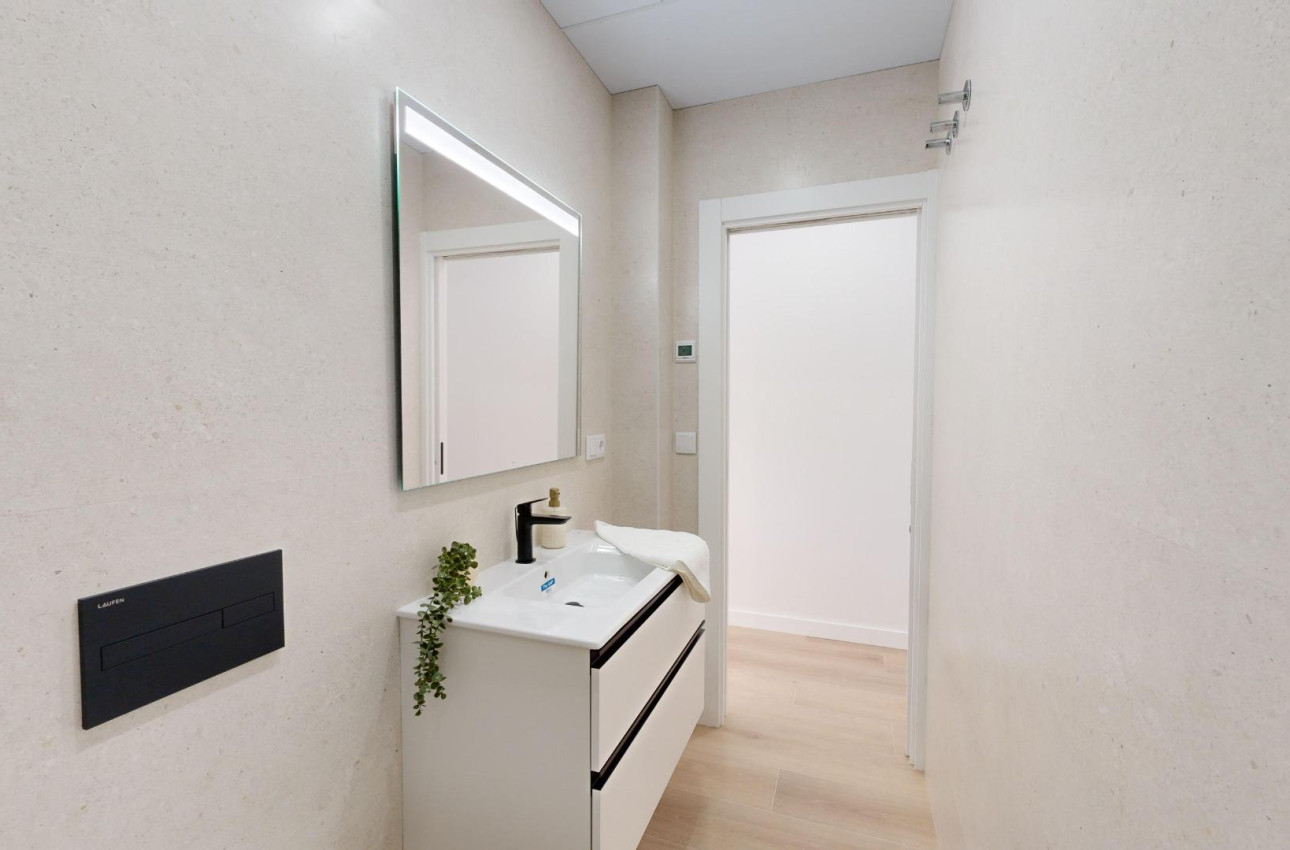 Short Term Rental - Penthouse -
Guardamar del Segura - Pueblo