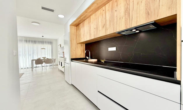 Short Term Rental - Town House -
Cox - San Fernando