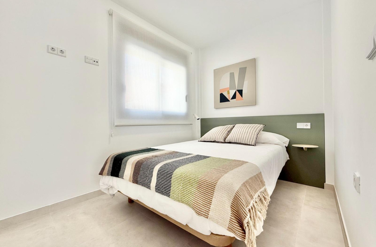 Short Term Rental - Town House -
Cox - San Fernando