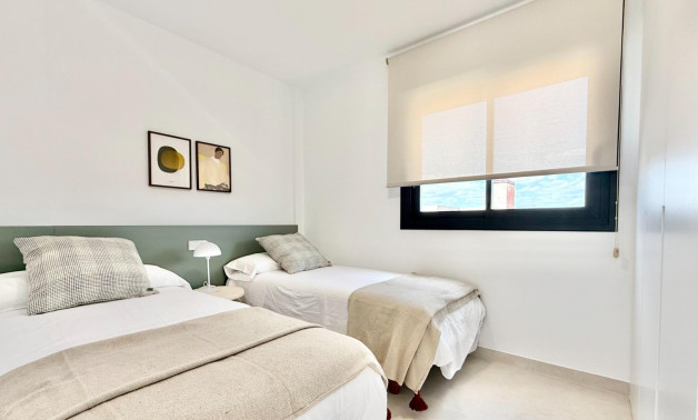 Short Term Rental - Town House -
Cox - San Fernando