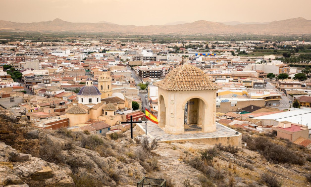 Краткосрочная аренда - Town House -
Cox - San Fernando