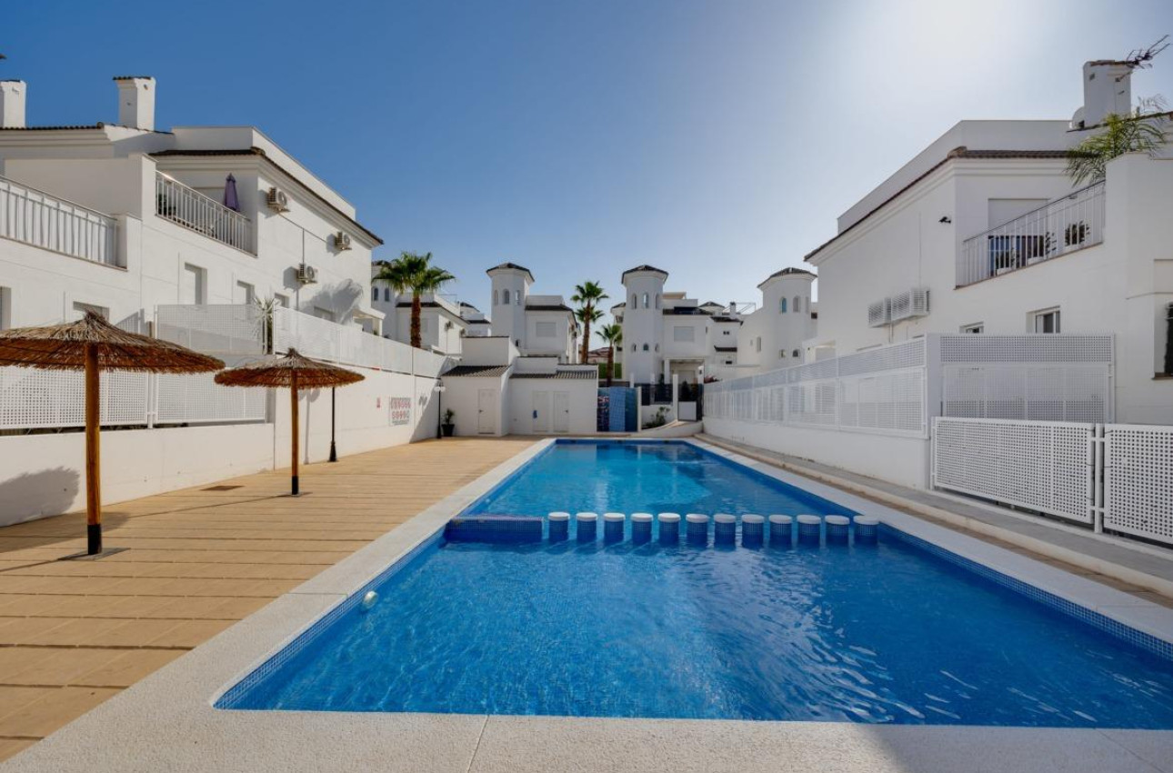 Alquiler a corto plazo - Villa -
San Fulgencio - El Oasis