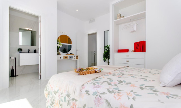 Alquiler a corto plazo - Villa -
Orihuela - Vistabella Golf