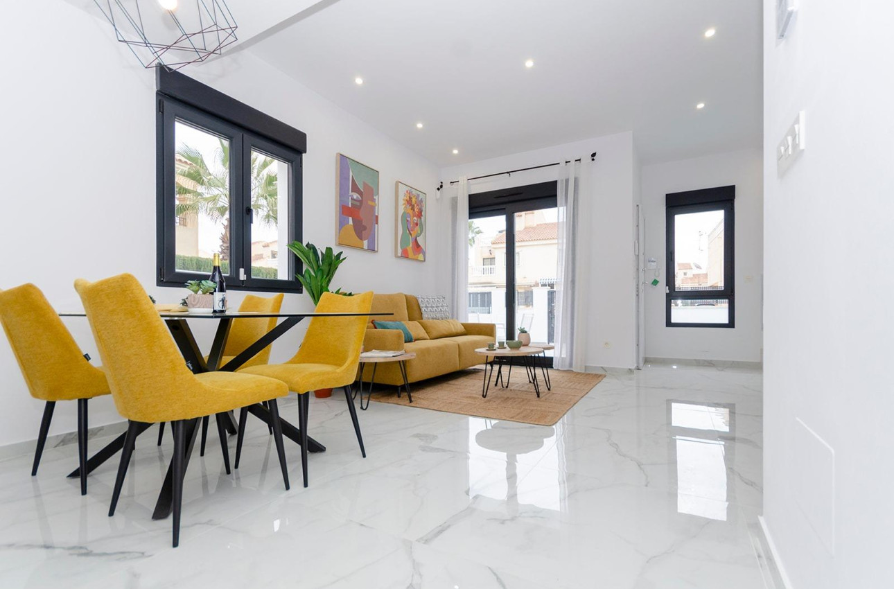 Short Term Rental - Villa -
Torrevieja - Torretas