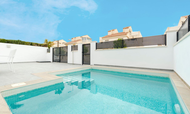 Short Term Rental - Villa -
Torrevieja - Torretas