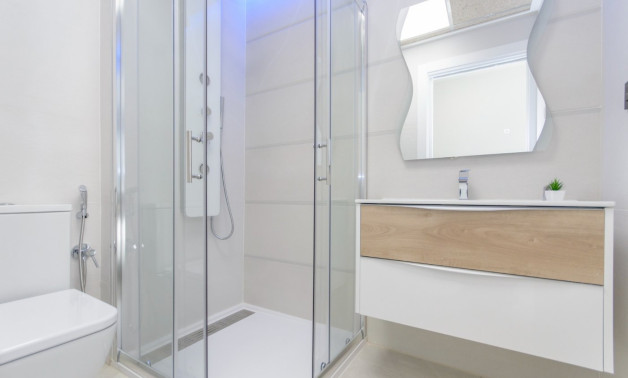 Alquiler a corto plazo - Bungalow -
Torrevieja - Los Balcones