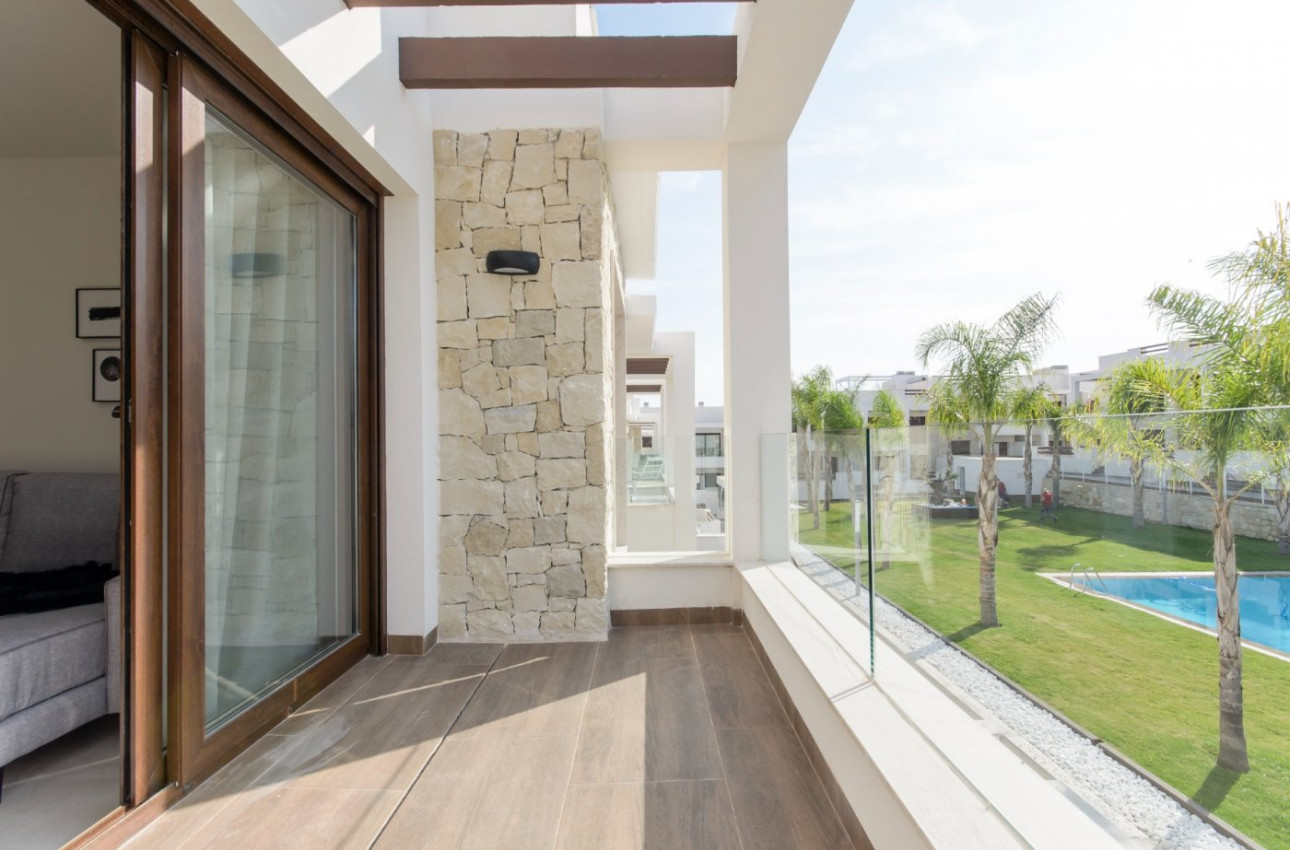 Alquiler a corto plazo - Bungalow -
Torrevieja - Los Balcones