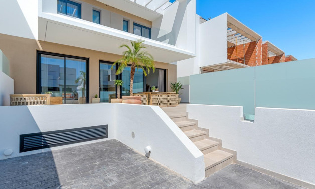 Alquiler a corto plazo - Town House -
Dolores - Sector 3