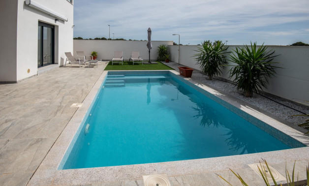Short Term Rental - Villa -
Pilar de la Horadada - Pinar de Campoverde