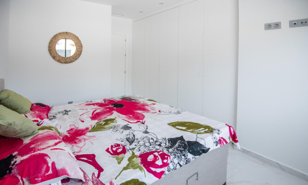 Short Term Rental - Villa -
Pilar de la Horadada - Pinar de Campoverde