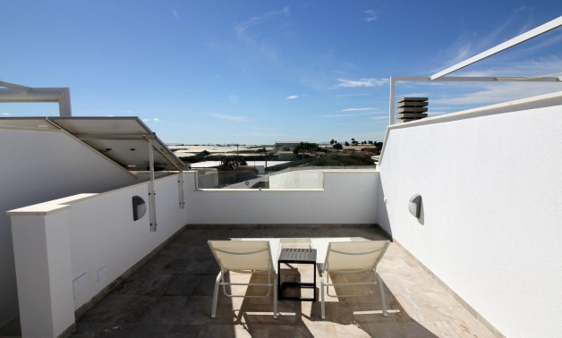 Alquiler a corto plazo - Villa -
Pilar de la Horadada - parque Andromeda