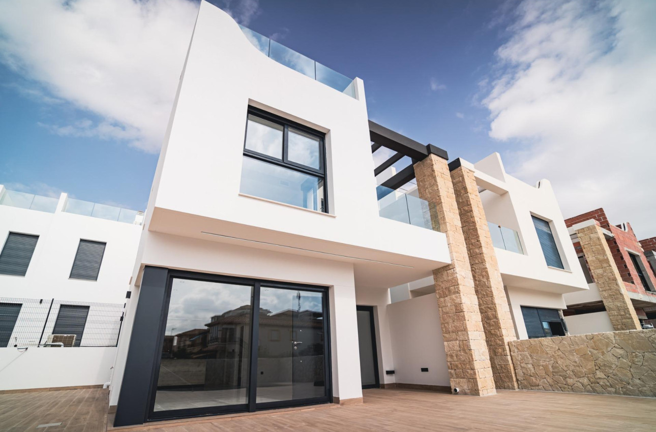 Short Term Rental - Villa -
Orihuela Costa - Punta Prima