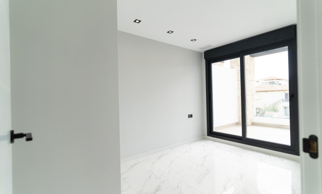 Short Term Rental - Villa -
Orihuela Costa - Punta Prima