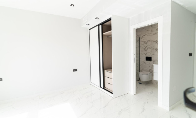 Short Term Rental - Villa -
Orihuela Costa - Punta Prima