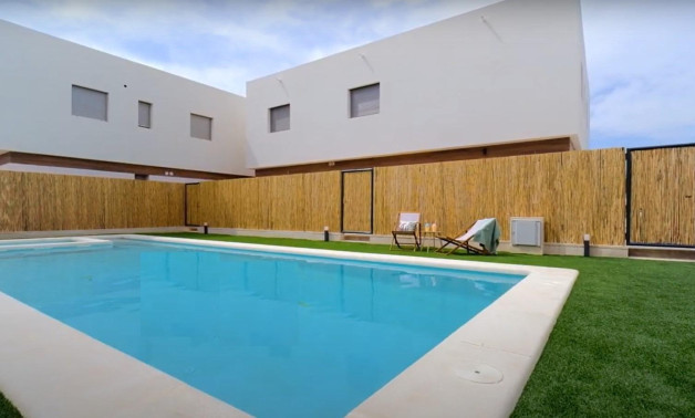 Краткосрочная аренда - Town House -
Orihuela Costa - PAU 26
