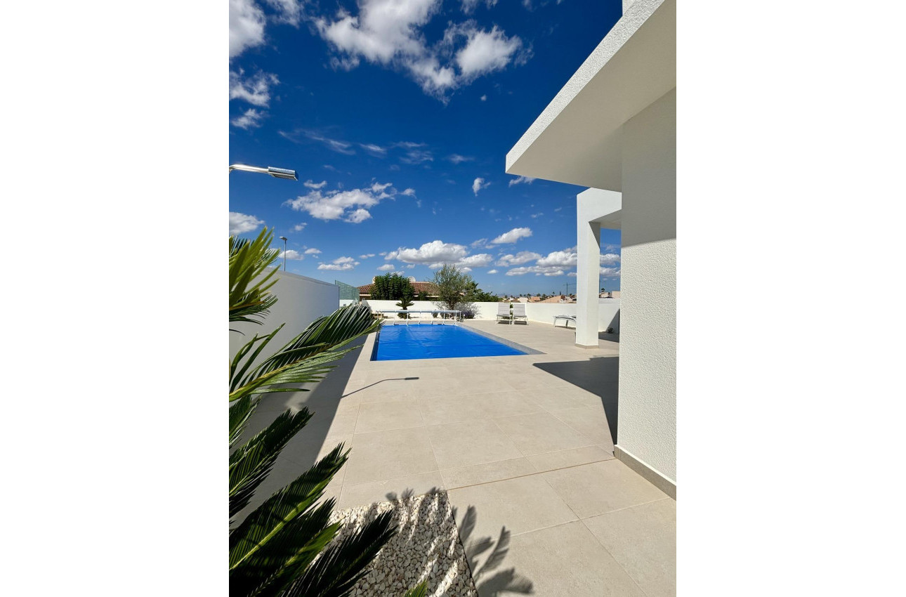 Alquiler a corto plazo - Villa -
Benijofar - Pueblo