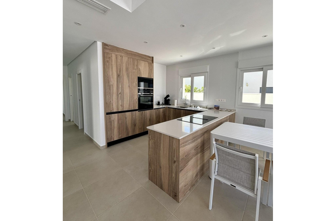 Alquiler a corto plazo - Villa -
Benijofar - Pueblo