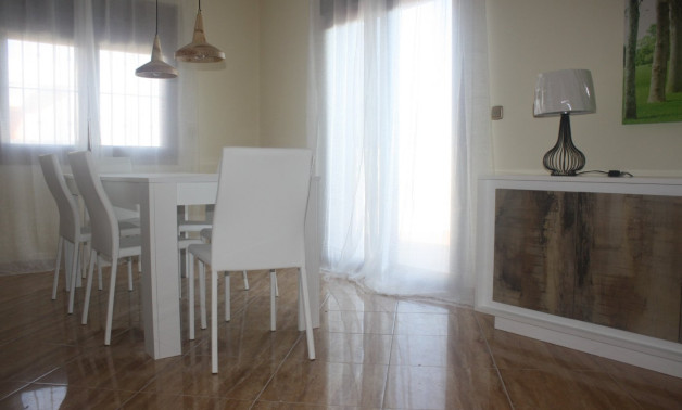 Краткосрочная аренда - Villa -
Torrevieja - Los Altos