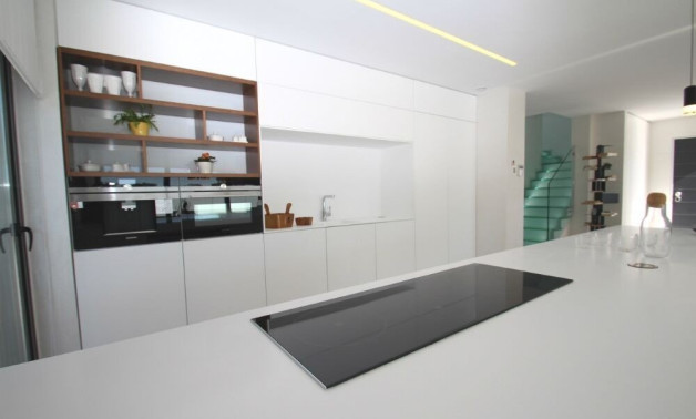 Alquiler a corto plazo - Villa -
Orihuela Costa - Campoamor