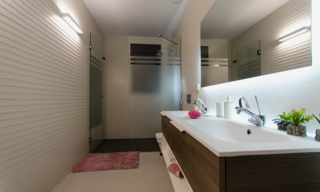 Alquiler a corto plazo - Villa -
Orihuela Costa - Campoamor