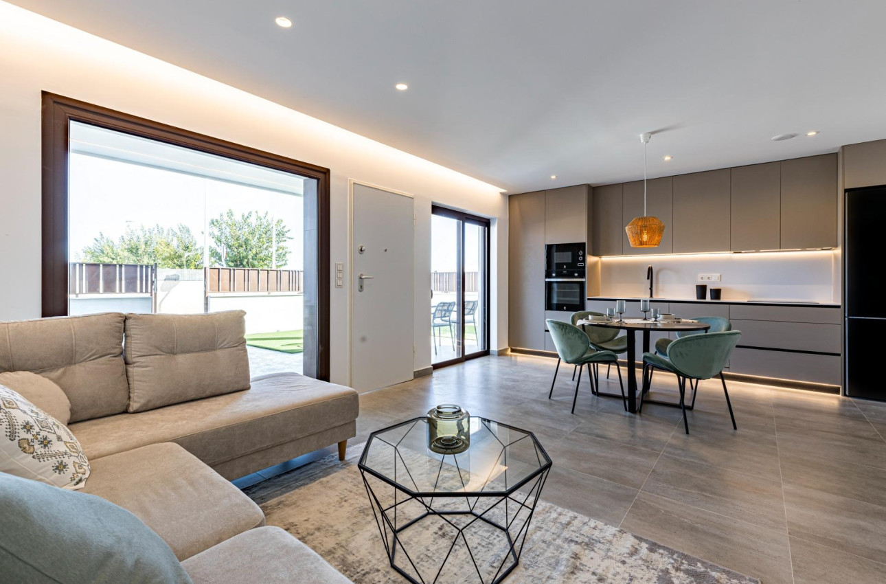 Краткосрочная аренда - Бунгало -
Pilar de la Horadada - pueblo