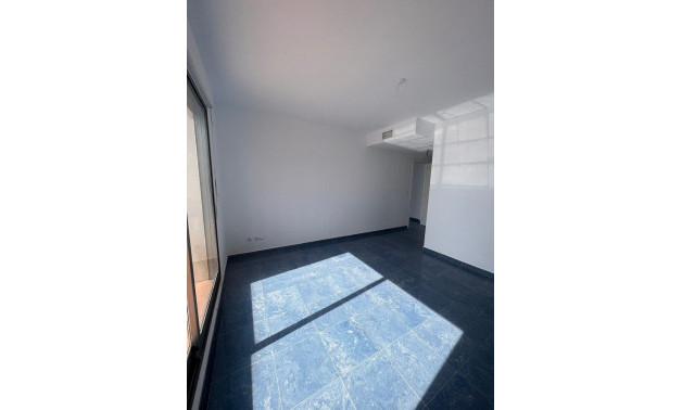 Краткосрочная аренда - Пентхаус -
Calpe - Playa La Fossa