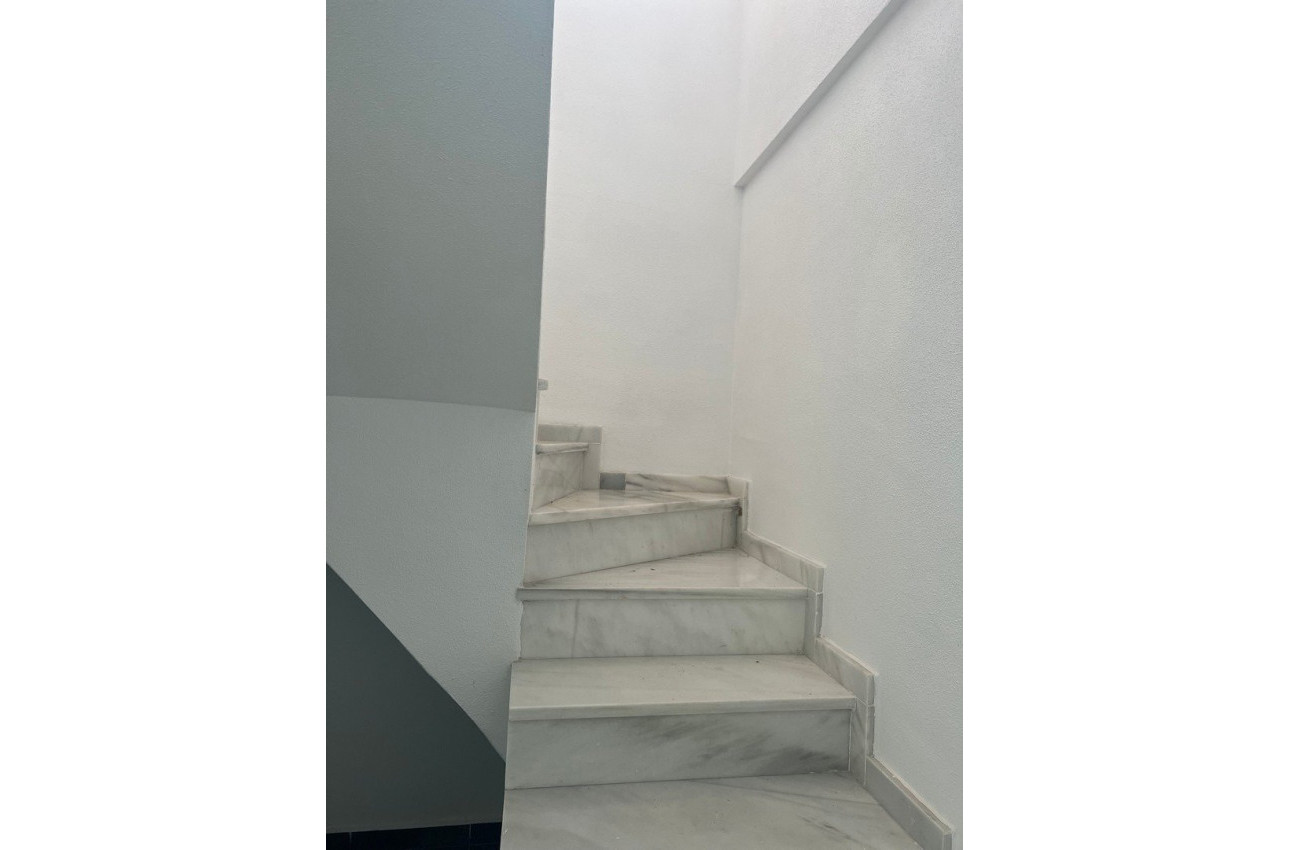 Краткосрочная аренда - Пентхаус -
Calpe - Playa La Fossa