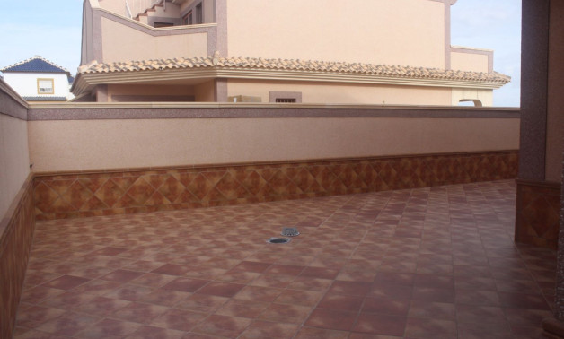 Краткосрочная аренда - Town House -
Torrevieja - Los Altos