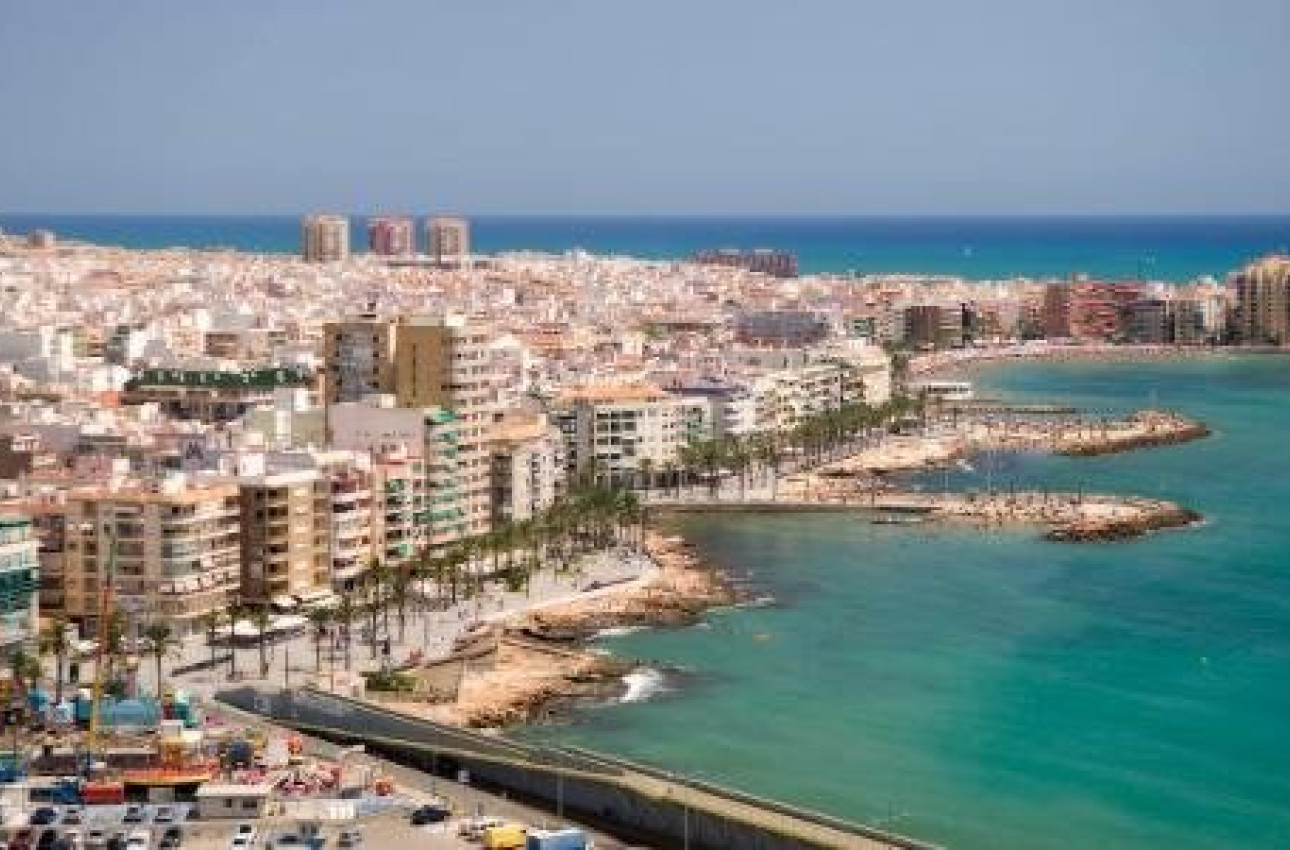 Short Term Rental - Villa -
Torrevieja - Aguas Nuevas