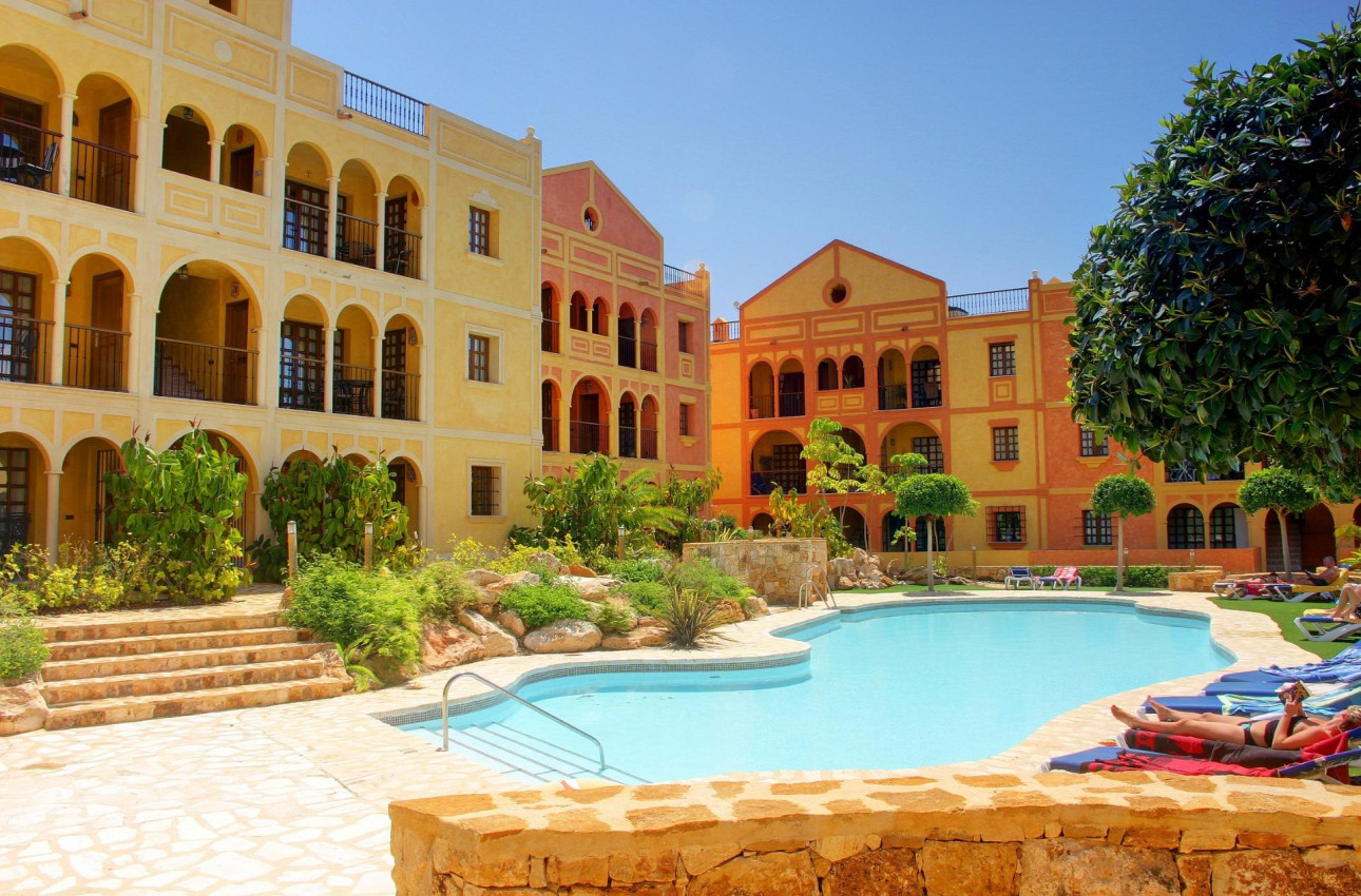 Краткосрочная аренда - Apartment -
Cuevas Del Almanzora - Desert Springs Golf Club