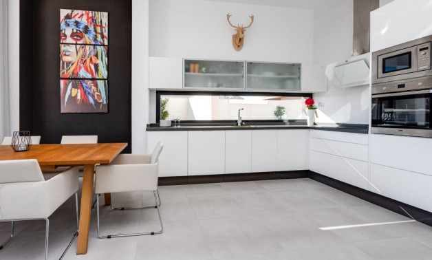 Alquiler a corto plazo - Villa -
Pilar de la Horadada - pueblo